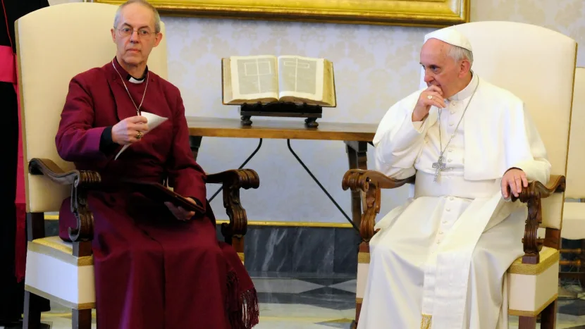 Archbishop Welby sitting with Pope Francis