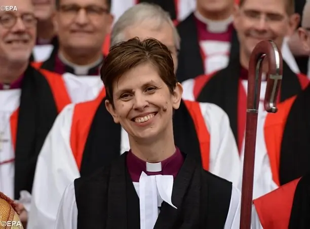 The Rt. Rev. Libby Lane was consecrated as bishop of Stockport, a suffragan of the Diocese of Chester. She is the first woman consecrated bishop in the Church of England following the July 2014 decision of General Synod to allow the ordination of women to the episcopate