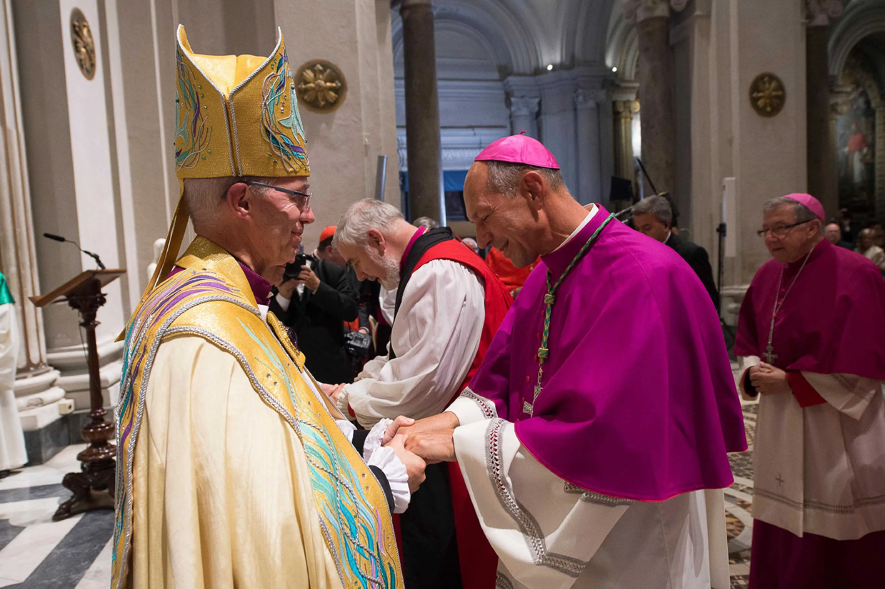 Archbishop Justin Welby commissions Archbishop Donald Bolen, co-chair of IARCCUM, at the Vespers in San Gregorio al Celio