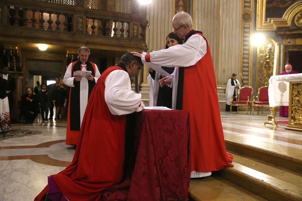 A service of installation was held at the Church of Sant'Ignazio for Archbishop Ian Ernest as director of the Anglican Centre in Rome