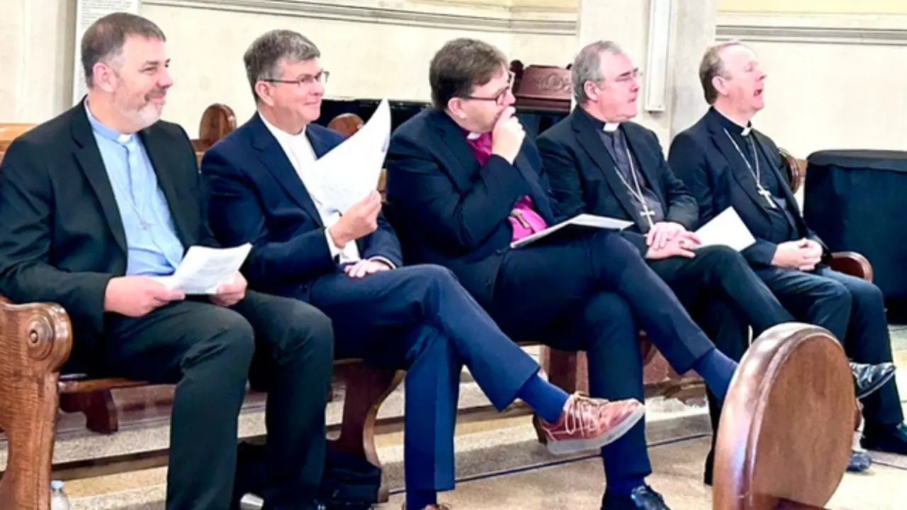 The Church Leaders Group (Ireland) attended a special ecumenical service to mark the 25th anniversary of the Good Friday Agreement. Shown here: Rev David Turtle, President of the Methodist Church in Ireland; Revd Dr Sam Mawhinney, Moderator of the General Assembly of the Presbyterian Church in Ireland; Bishop Andrew Forster, President of the Irish Council of Churches; Archbishop John McDowell, Anglican Archbishop of Armagh; and Archbishop Eamon Martin, Catholic Archbishop of Armagh