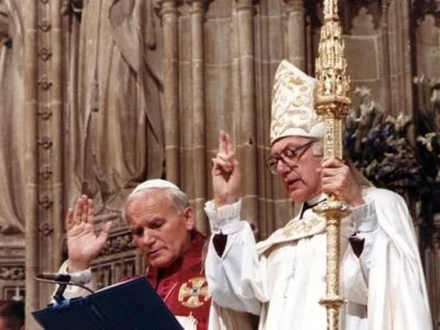 Pope John Paul II and Archbishop of Canterbury Robert Runcie at Canterbury