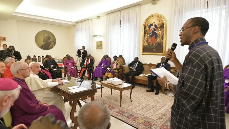 On April 10 and 11, Pope Francis, Archbishop Justin Welby, and Rev. John Chalmers (Church of Scotland) led a retreat for the political and religious leaders of South Sudan