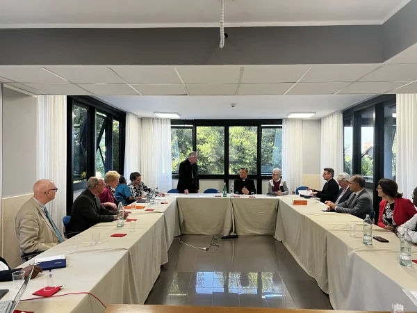 ARCIC-III meets with Synod leaders Cardinal Grech & Sr Natalie Becquart