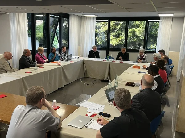 ARCIC-III meets with Synod leaders Cardinal Grech & Sr Natalie Becquart