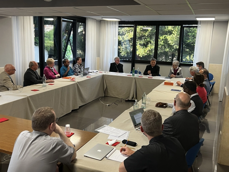 ARCIC-III meets with Synod leaders Cardinal Grech & Sr Natalie Becquart