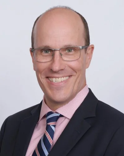 Dr Christopher Wells