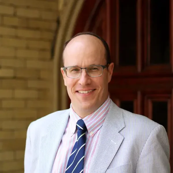 Dr Christopher Wells