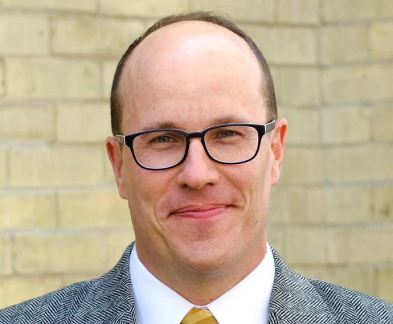 Dr Christopher Wells